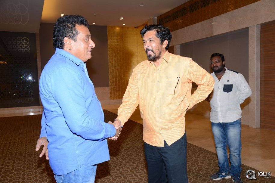 Babu-Bangaram-Movie-Success-Meet
